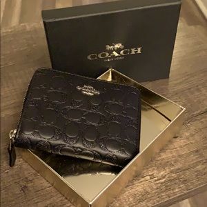 Black zipper leather coach wallet